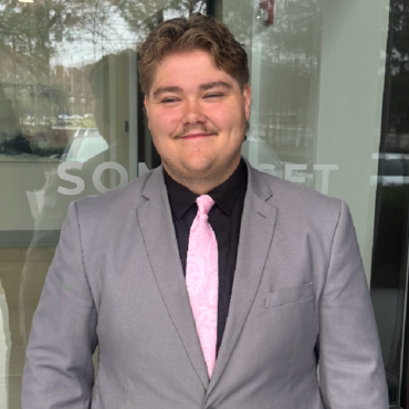 Robert_Raynor_-_Corporate_Trainer_370x370